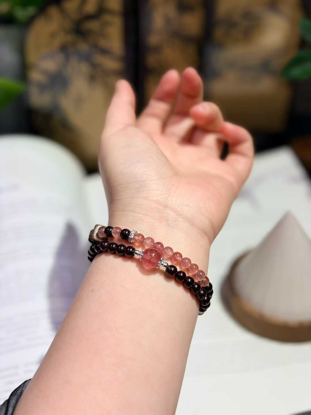 Garnet Strawberry Quartz Agarwood Bracelet